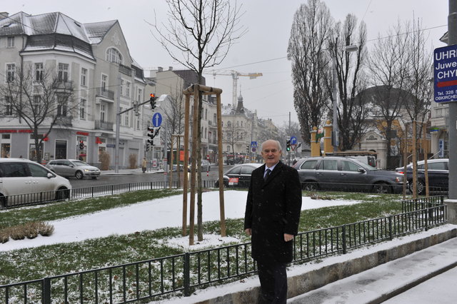 Bezirkschef Adolf Tiller (VP) war ein jahrelanger Wegbegleiter der am 23.1.2013 verstorbenen Maria Schaumayer.