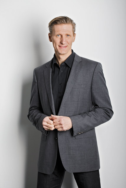 Als selbständiger Unternehmer ist Oliver Zeisberger aber auch in dieser radiofreien Zeit bis Mai auf vielen Bühnen im ganzen Land anzutreffen, um zu moderieren. Auch die Kommunikationstrainings laufen weiter. | Foto: Zeisberger