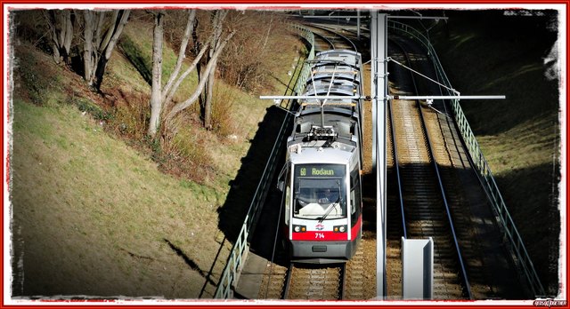 über der Tram
