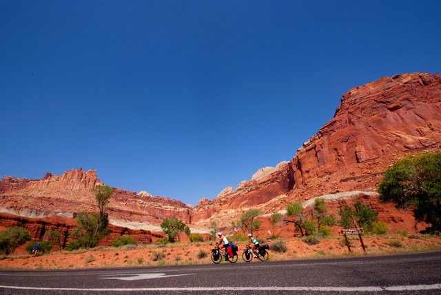 Das radelnde Ehepaar in Utah. | Foto: Florian Prüller