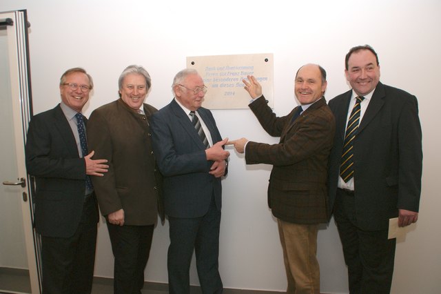 Das Betreute Wohnen Langenzersdorf wurde Gemeinderat Franz Bauer gewidmet.