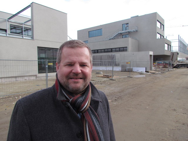 10. Bezirk: Sparflamme beim Schulcampus Hauptbahnhof – nur vier Klassen starten im Herbst. Mehr: http://www.meinbezirk.at/wien-10-favoriten/chronik/bildungscampus-start-nur-mit-zwei-klassen-d848244.html | Foto: Krause