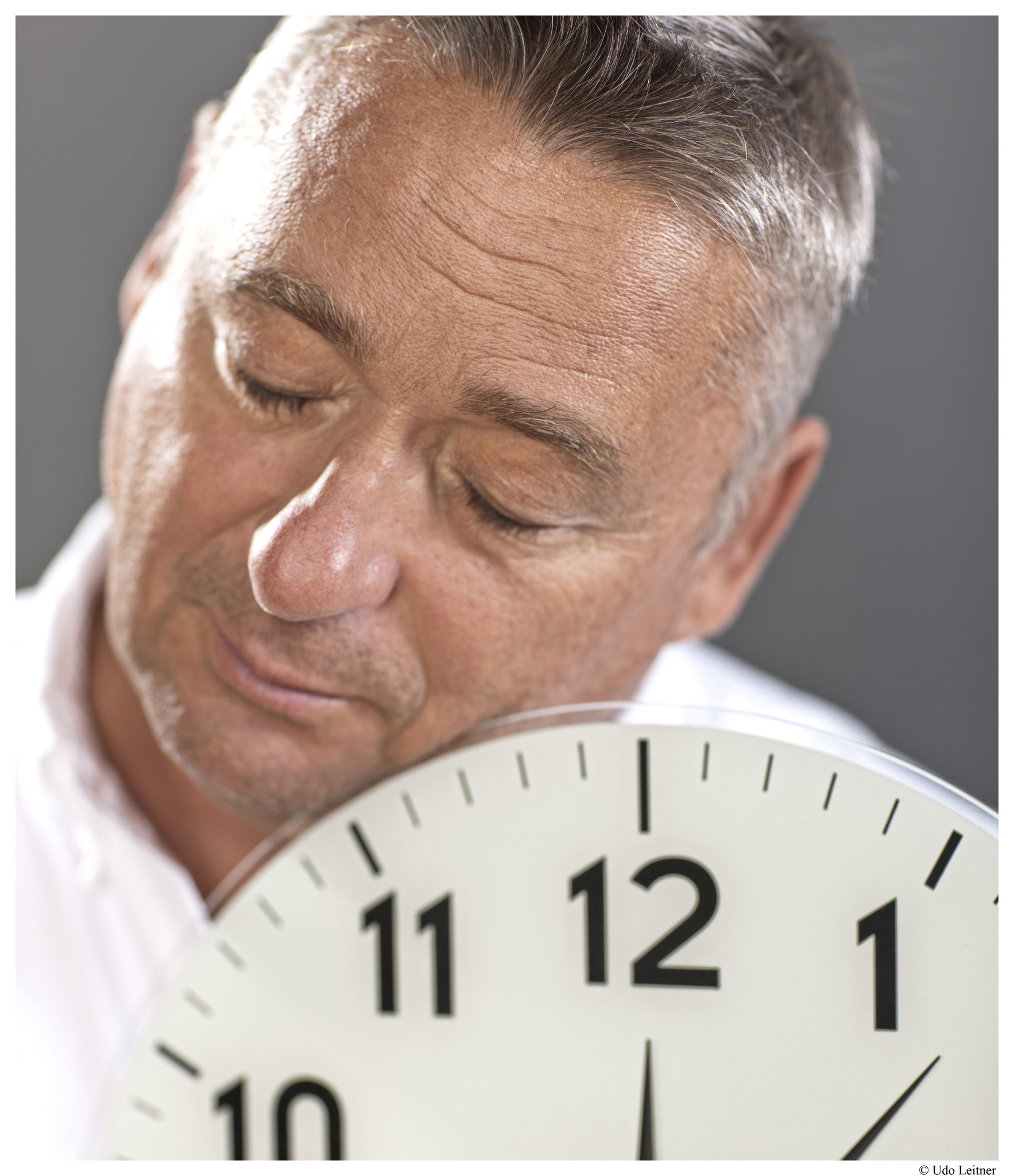 Carstyling Sekundenschlaf Warngerät - Kleines Ohrclip Gerät Mit Signalton