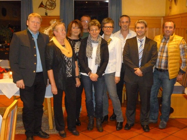 Obmann Anton Emlinger
 Obm. Stv. Christa Pillichshammer
 Kassier: Königseder Hermi Stv. Alfred Feix
 Schriftführer: Christine Ziegler Stv. Botscher Lotte
 Sportwart: Johannes Gstöttner Stv. Weiss Michael
 Jugendwart: Velic Anel Stv. Paulik Wolfgang
public relations, EDV: Christian Littringer