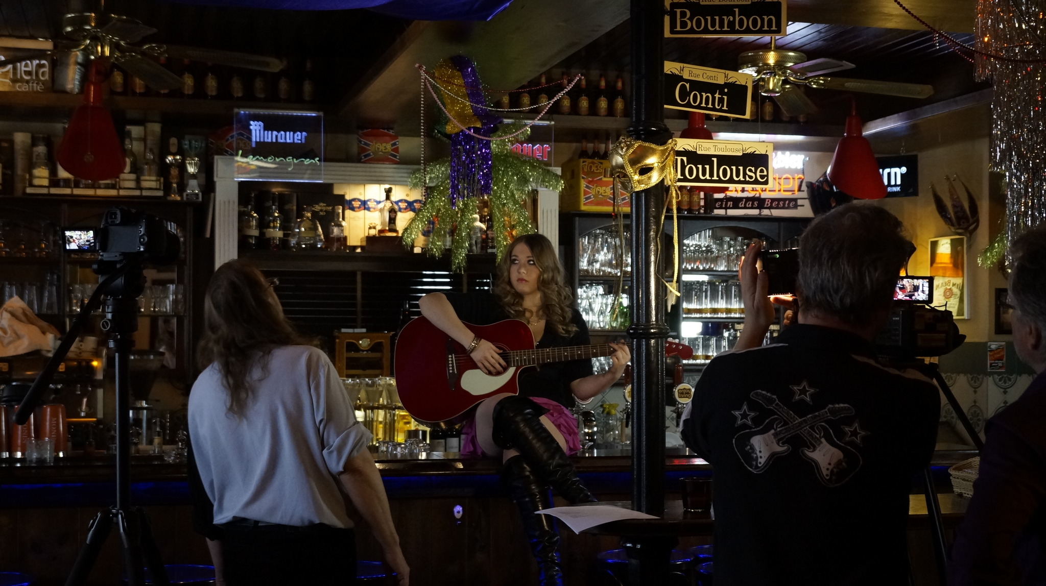 Hbsche single Damen,Bars,clubs,theke,disco graz,disco,nightclubs Hbsche (single) Damen Bundesstrae 84, 8071 Gssendorf bei Graz +43 316 225 023 Bars und Nachtclubs in Graz, Singles und Cocktails - Info Graz