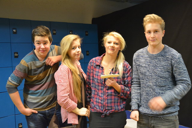 Das interaktive Erlebnis-Theater testeten auch Schüler der TFBS in Landeck.