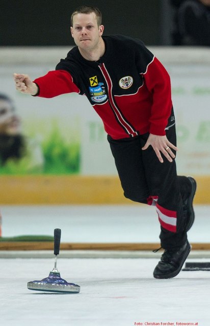 Matthias Taxacher - vor tausenden Fans im Olympia-Eisstadion Innsbruck. | Foto: Forcher