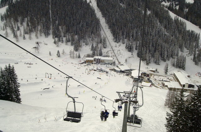 Der Birgitzköpfllift sollte demnächst ausgedient und durch eine moderne 8er-Bahn ersetzt werden!