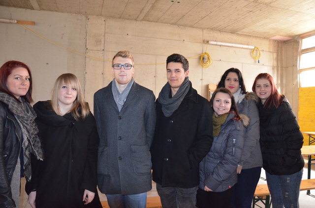 Die Schüler der Berufsschule Castelligasse 9: "In unserer Projektarbeit planen wir den Umzug, der in den Semesterferien 2015 über die Bühne gehen wird. Wir haben hier vor allem mit logistischen Herausforderungen zu tun.