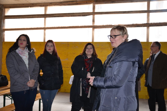 Sandra Frauenberger ist als Personalstadträtin besonders stolz auf das Projekt, die Schüler und die engagierte Direktorin: "Viele Berufsschüler sind künftige Mitarbeiter der Stadt Wien. Viele von ihnen schließen ihre Lehre schon mit Matura ab.