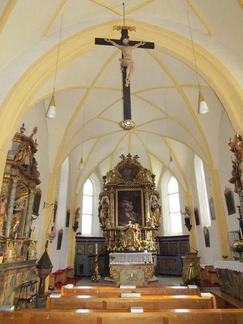 Das Kircheninnere....