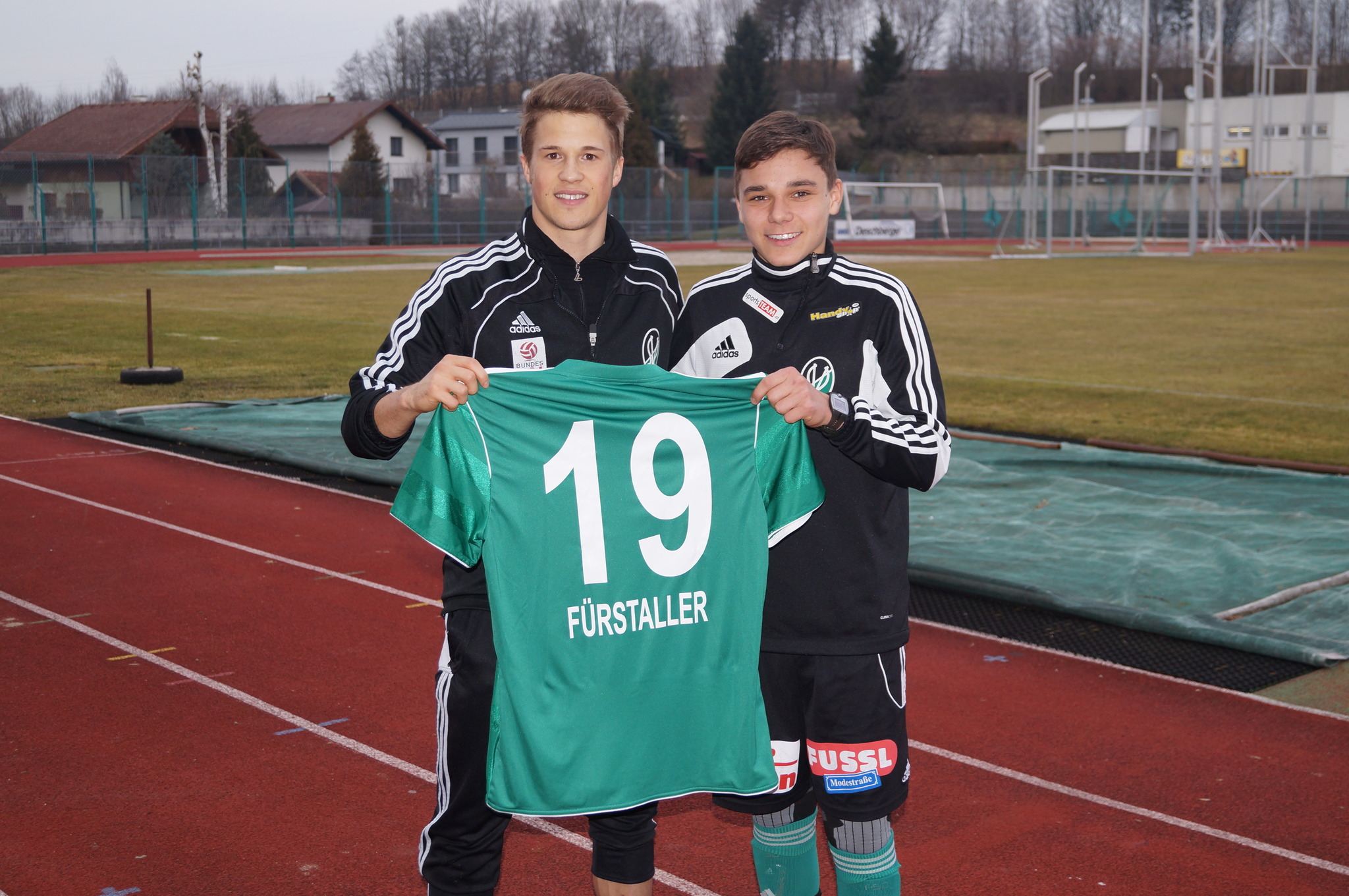 AKA SV Ried belohnt schulische Leistung Ried