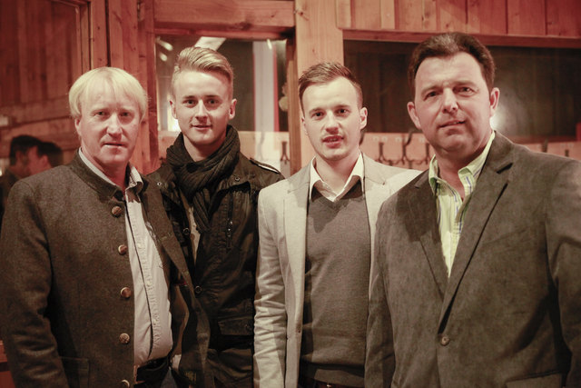 Gerhard, Fabian und Markus Runggaldier aus Mehrnbach mit Günter Scheibl aus Ried.
