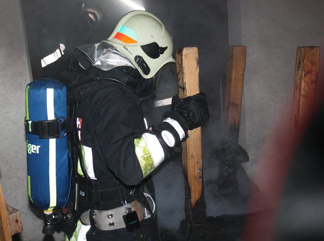 Der Brand brach in der Küche einer Wohnung aus.