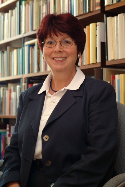 Univ.-Prof. Dr. Brigitte Mazohls, Institut für Geschichte, Universität Innsbruck Forschungsschwerpunkte liegen im Rahmen der österreichischen, deutschen und italienischen Geschichte in der Zeit zwischen dem 18. Jahrhundert und dem Ersten Weltkrieg und betreffen insbesondere Fragen von Recht, Verwaltung und Politik, von Herrschaft und Kommunikation. | Foto: privat