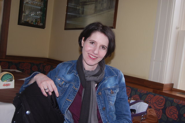 Im Café Rüdigerhof arbeiten Tanja Ghetta oft an ihren Programmen.