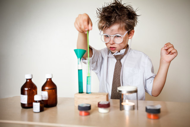 Forschung ist Grundlage für Innovation und Produktentwicklung. Darum muss Neugierde unbedingt gefördert werden. | Foto: Foto: levranii/Fotolia