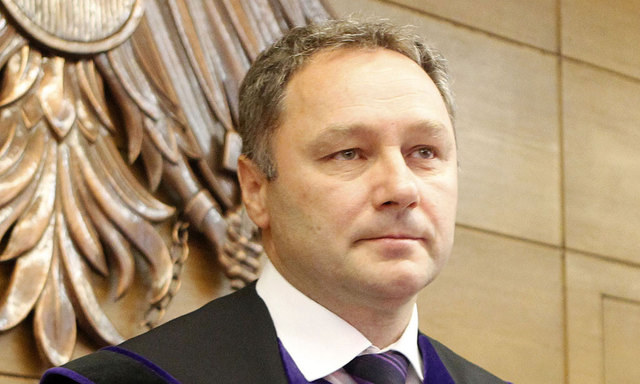 Medial bekannt als "Richter Gnadenlos": Manfred Herrnhofer fällte die Urteile über Josef Martinz und Dietrich Birnbacher | Foto: KK