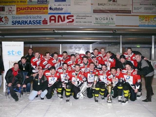 Die Meistermannschaft der ANS WEIZ BULLS @Foto: Kleinbichler