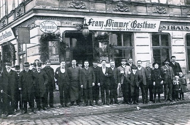 Das Gasthaus "Zum lustigen Fuhrmann" | Foto: Bezirksmuseum 10