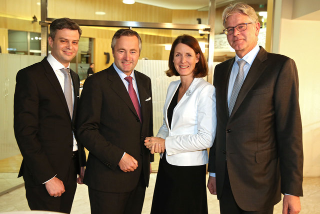 Thomas Arnoldner, Hannes Ametsreiter, Henrietta Egerth und Andreas Mitterlehner (v. l.). | Foto: HYPO OÖ