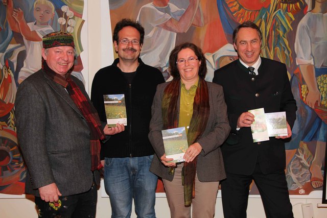 StR. Peter Samec, Dr. Harald Rötzer, Dipl.Elisabeth Wrbka und BGM Josef Schmidl-Haberleitner