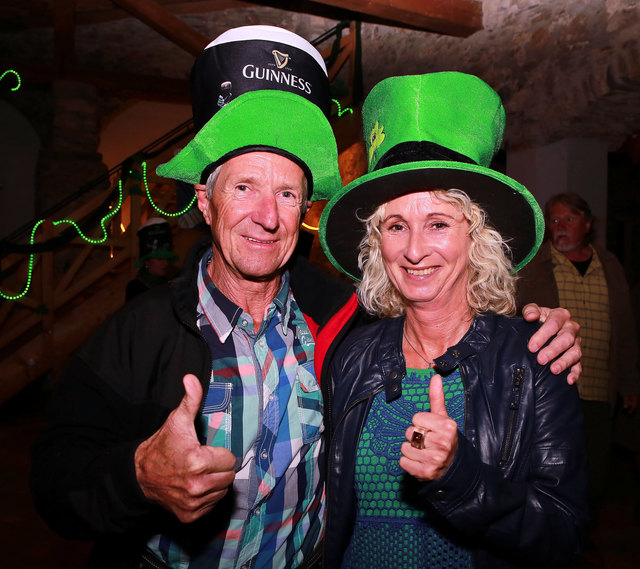 Im Irish Fieber. Karl und Monika Bommer.