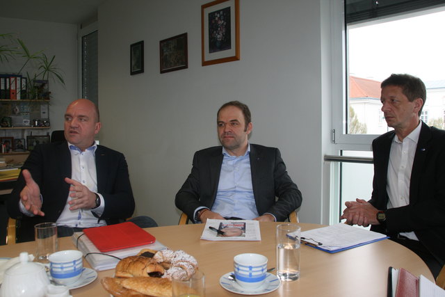 Beim Pressegespräch: Wieser, Kraft und Schultheis. | Foto: Zeiler