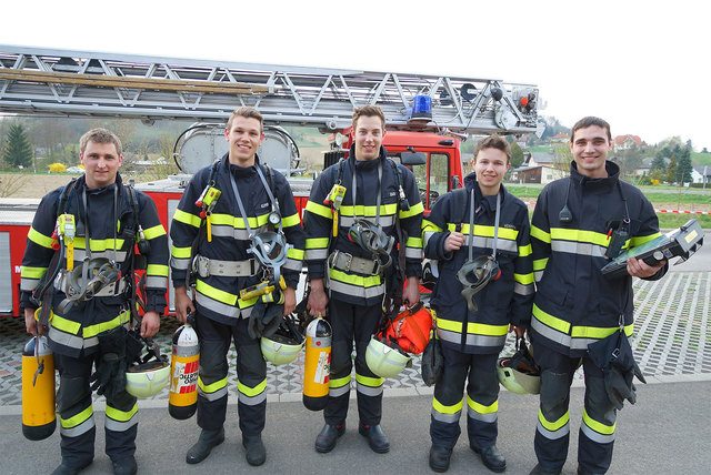 Die Lebensretter: Markus Fasching, Anderes Kupfer, Dominik Zach, Marcel Weinhandl, Thomas Mahler (v.l.). | Foto: BFV Feldbach