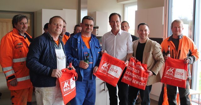 LAbg. Vzbgm. Günter Kovacs unterstützt mit seinem Team die FSG tatkräftig bei der AK-Wahl 2014. Für Fairness und Gerechtigkeit bei Arbeit, Steuern, Pensionen, Ausbildungschancen und Arbeitsbedingungen