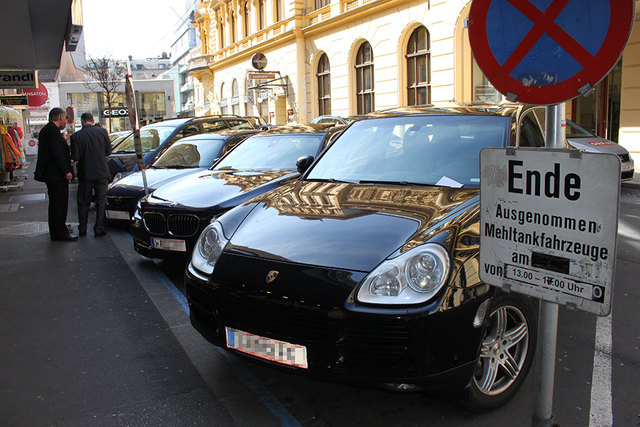 Auch Minister-Chaffeure müssen bezahlen, wenn sie in Linz falsch parken.