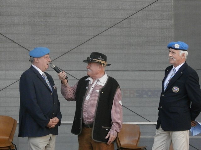 26. Okt. 2013 Nationalfeiertag am Landhausplatz