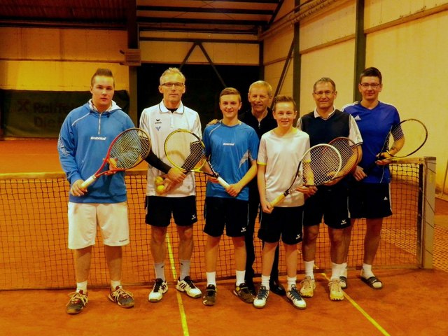 Die Andorfer Tennisspieler sicherten sich in der Wintermeisterschaft souverän den Titel. | Foto: ATV Andorf