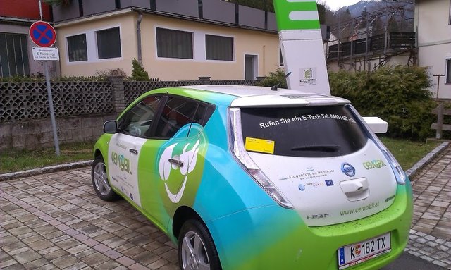 Ladestation hinter dem NKD in der Einbahnstrasse