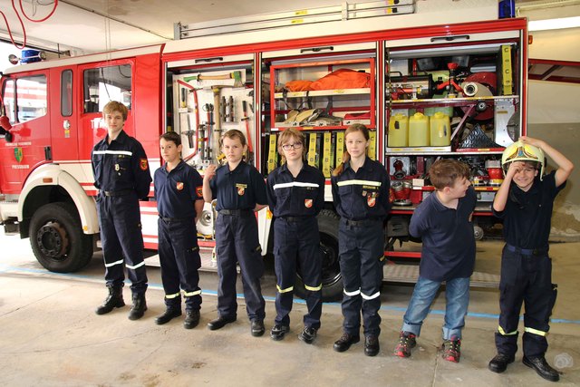 Die begeistert Feuerwehrjugend der FF-Pressbaum.