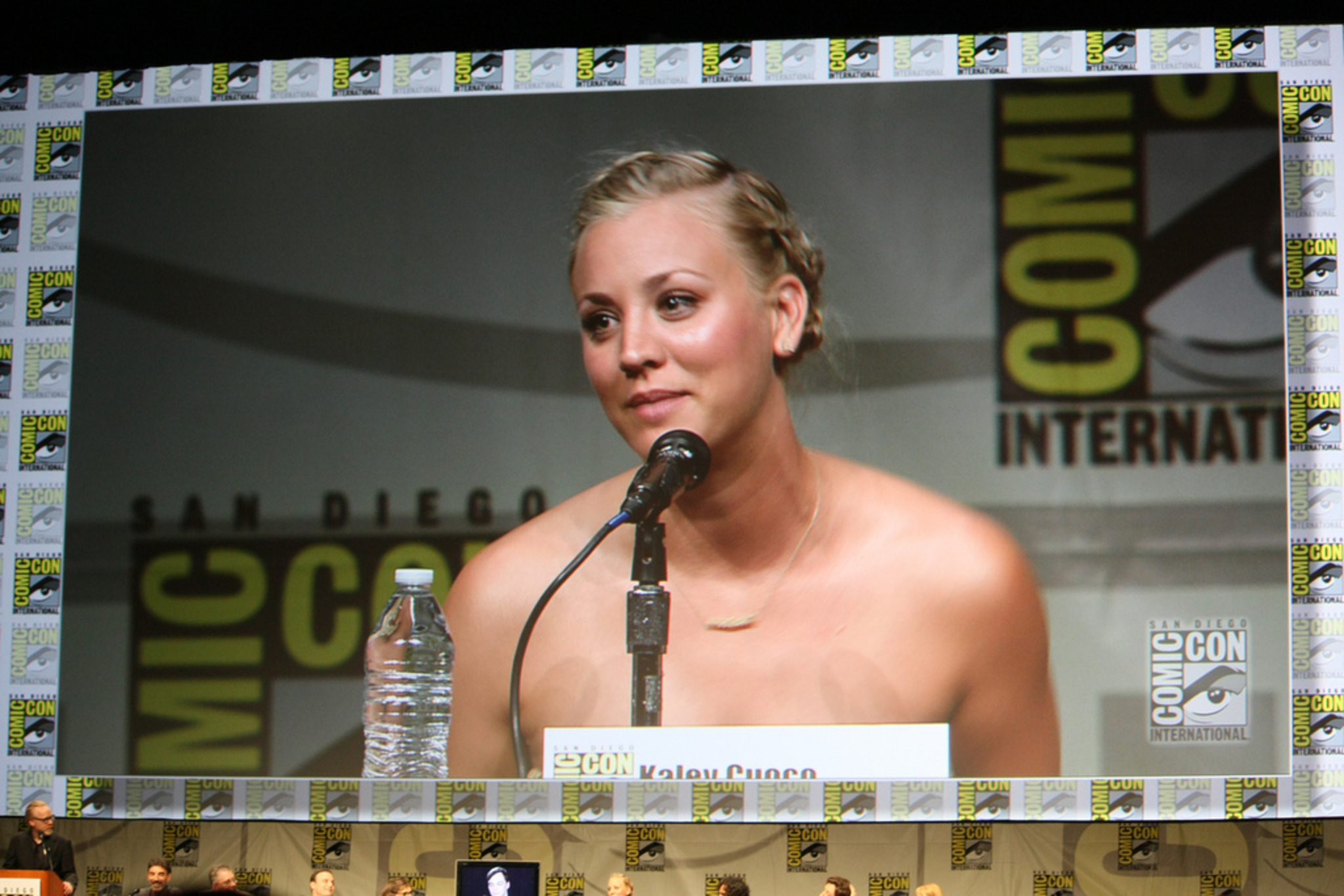 Geleakte Nacktfotos So Reagiert TBBT Star Kaley Cuoco Auf Die Hacker Geleakte Nacktfotos So Reagiert TBBT Star Kaley Cuoco Auf Die Hacker