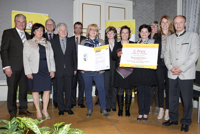 Lehner, Moser, Gmeiner, Pühringer, Niedermoser, Mayr, Fritsch,  Mayr, Baier, Neulinger, Wachter und Reiter (v.l.) | Foto: Land OÖ/Grilnberger