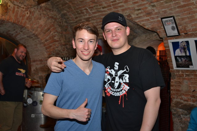 Der Auftritt von Rapper ,,Dame" und seinem Kollegen Michi in der Rockhouse Bar Salzburg begeisterte die zahlreich erschienenen Fans.