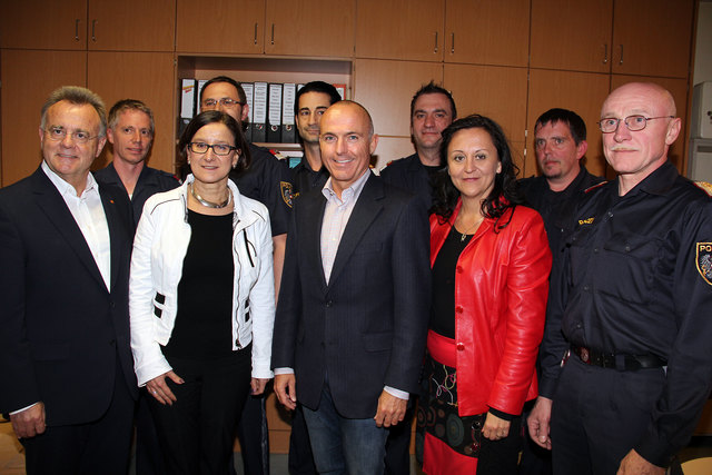Foto mit Beamten der Polizeiinspektion Oberwart | Foto: Landesmedienservice
