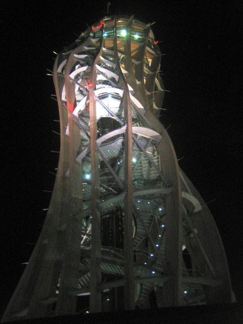 Danza della torre a notte!