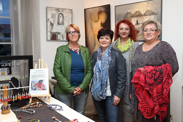 Jutta Schlesinger, GRin Ruth Feistritzer, Brigitte Sandrisser und Belinda Hajek