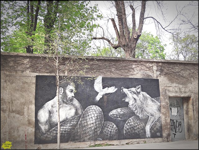 Auf der für Künstler freigegebenen Mauer entstehen tolle Kunstwerke