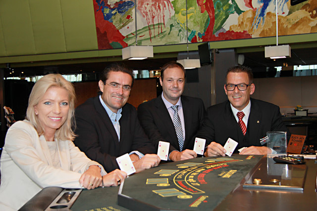 Casino Innsbruck Management mit Carina Mauthner (Marketing), Hannes Huter (Direktor), Kristian Taferner (Guest Relations) und Stephan Schicht (Gaming) | Foto: Foto: Casino Austria
