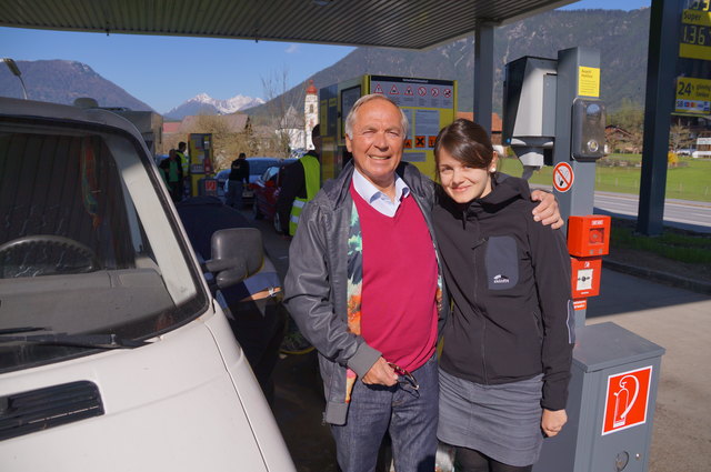 Cornelia Grutsch aus Rietz mit der Skilegende Karl Schranz.
