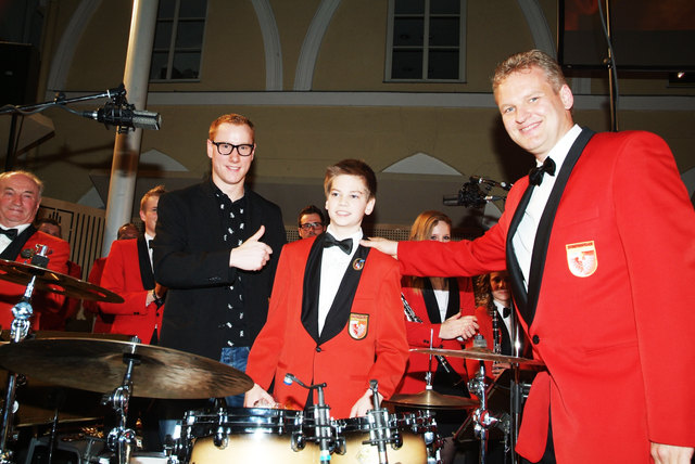 Musiklehrer und Fegerländer-Chef Walter Grechenig, Solist Daniel Semmelrock und Bezirkskapellmeister Rudi Truskaller (von links) | Foto: KK