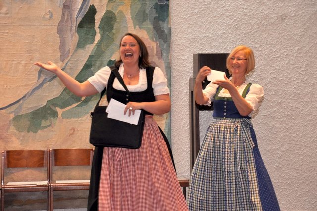 Die Bad Leonfeldnerin Carina Hohner (Sopran) freut sich auf Ihren Besuch!