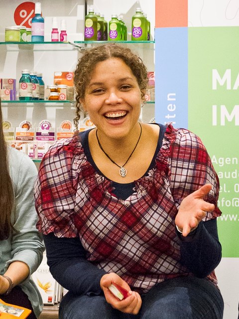 Für Esther Eze aus Nigeria ist die Josefstadt "einfach zum Wohlfühlen". | Foto: Daniel Auer