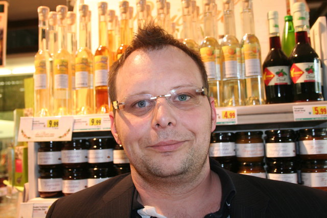 Alfred Tomberger, Saalfelden: Ja, zum Teil schon. Und als Merkur-Marktleiter weiß ich, dass der Trend grundsätzlich in diese Richtung geht. Auch wir führen regionale Produkte.