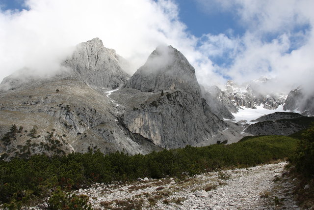 Aufstieg durch die Scharte