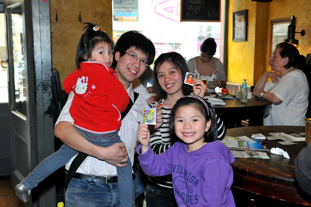 Familien-Hobby: Papa Ying und Mama Lilian mit den Töchtern Pao Yuan (3) und Ai Yuan (7).